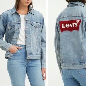 Levi Ladies Oversized Premium Ex-Boyfriend Truckers Jean Jacket NEW!